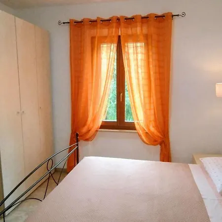 Bed & Breakfast Vetralla 3*